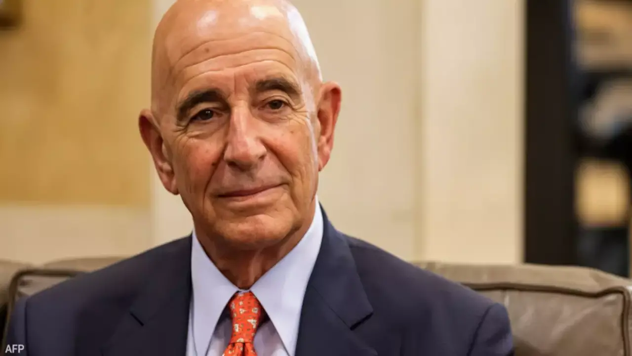 ترامب يعلن شن حملة عسكرية ضد داعش بعد مقتل 3 أمريكيين في هجوم، مع تعزيز الإجراءات الأمنية